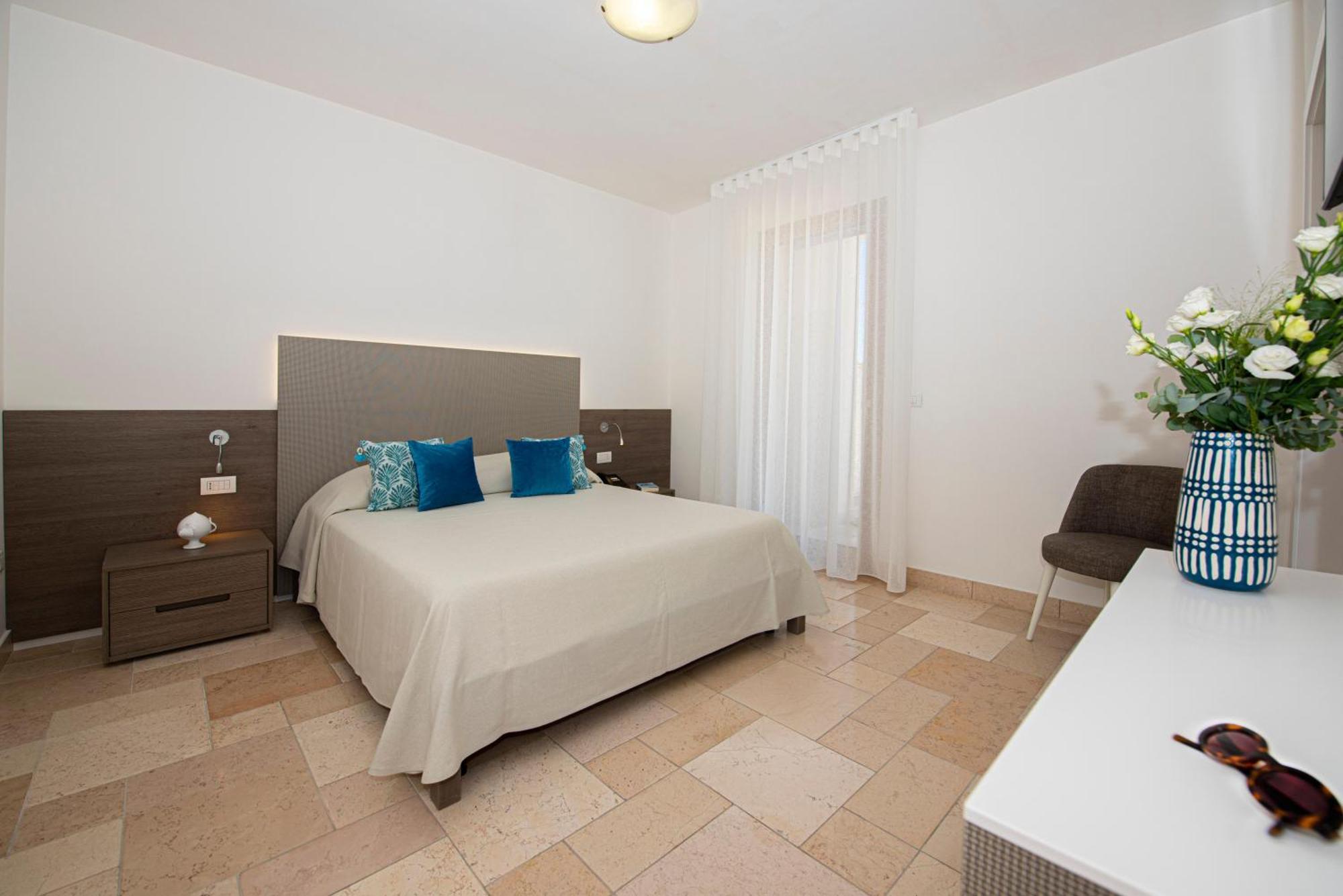 Marelive - Cdshotels Torre dell'Orso Exterior foto